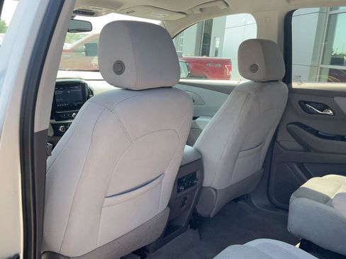 Used 2020 Chevrolet Traverse LT AWD/4WD image 15