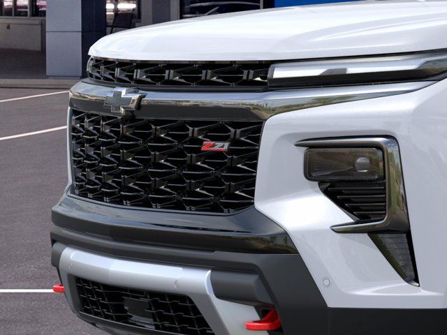 New 2027 Chevrolet Traverse Z71 w/ Enhanced Driving Package AWD/4WD image 13