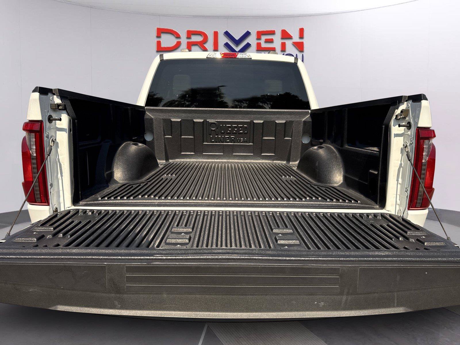 Used 2025 Ford F150 XLT w/ Equipment Group 301A Standard AWD/4WD image 28
