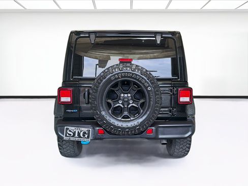 Used 2023 Jeep Wrangler Unlimited w/ Sun & Screen Package AWD/4WD image 5