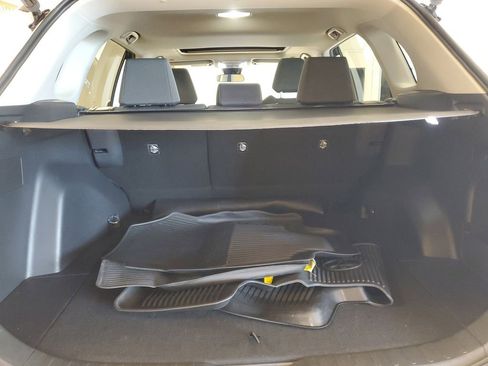 Used 2023 Toyota RAV4 XLE w/ Convenience Package image 8