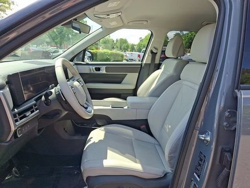 Used 2024 Hyundai Santa Fe SEL AWD/4WD image 15