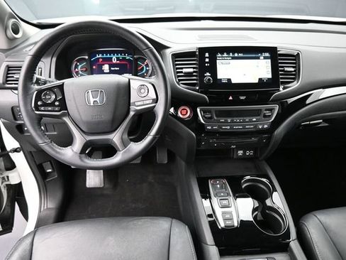 Used 2022 Honda Pilot Touring image 25