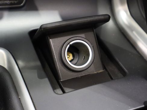 Used 2014 Chevrolet Corvette 2dr Cpe w/1LT RWD image 29