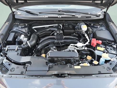 Used 2024 Subaru Crosstrek 2.0i Premium AWD/4WD image 19
