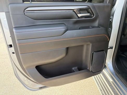 Used 2024 GMC Sierra 2500 AT4 w/ Technology Package image 15