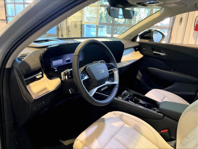 New 2026 Audi Q3 quattro 2.0T AWD/4WD image 6