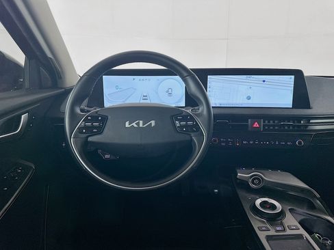 Used 2023 Kia EV6 Wind image 17