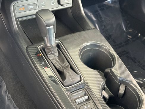Certified 2025 Honda Civic Sport image 17