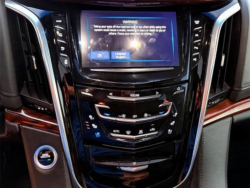 Used 2017 Cadillac Escalade ESV Premium Luxury w/ LPO, Radiant Package image 18