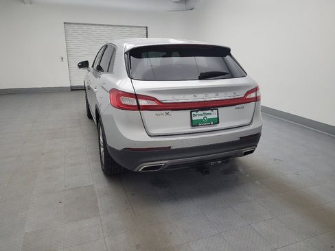 Used 2016 Lincoln MKX Premiere image 6