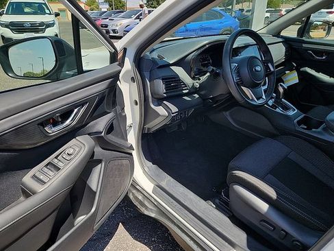 Certified 2025 Subaru Outback Premium AWD/4WD image 13