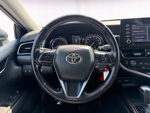 Used 2023 Toyota Camry SE FWD image 12