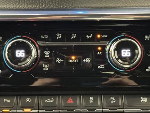 Used 2023 GMC Sierra 1500 Denali w/ Denali Reserve Package image 17