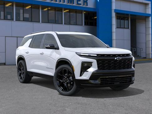 New 2026 Chevrolet Traverse RS w/ LPO, Floor Liner Package image 7