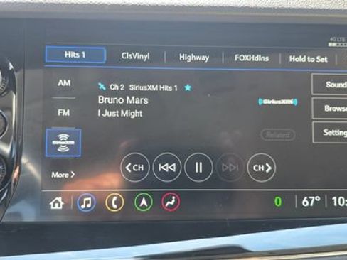 Used 2023 Buick Envision Avenir AWD/4WD image 21
