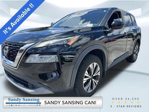 Used 2022 Nissan Rogue SV AWD/4WD image 1