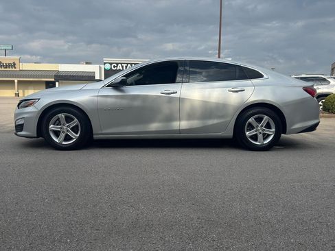 Used 2021 Chevrolet Malibu LT image 7