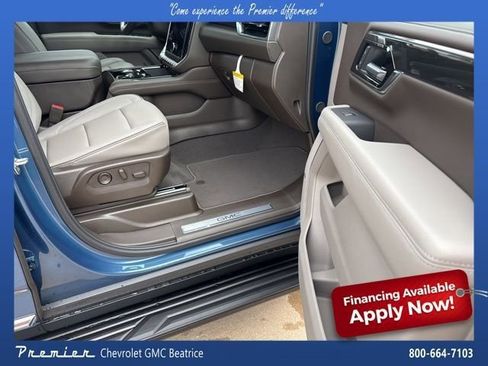 New 2025 GMC Yukon Elevation image 20