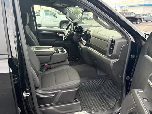 Used 2024 Chevrolet Silverado 1500 LT AWD/4WD image 14