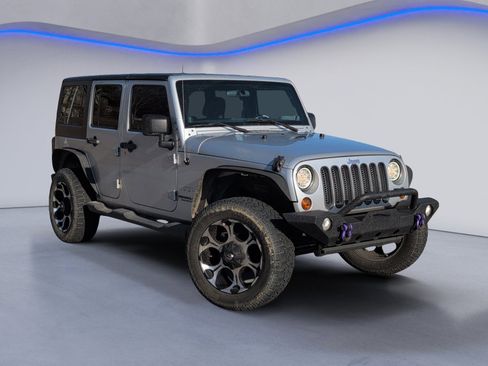 Used 2012 Jeep Wrangler Unlimited Sahara w/ Dual Top Group image 2