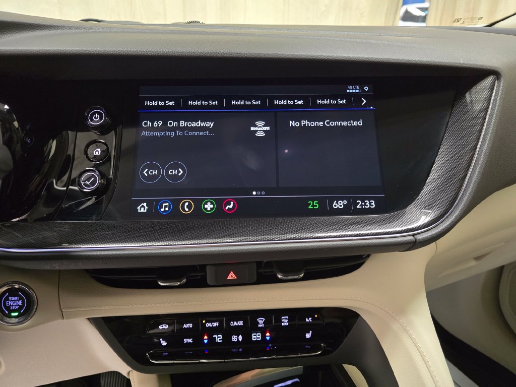 Used 2023 Buick Envision Essence AWD/4WD image 19