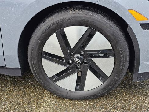 Used 2024 Hyundai Ioniq 6 SE image 9