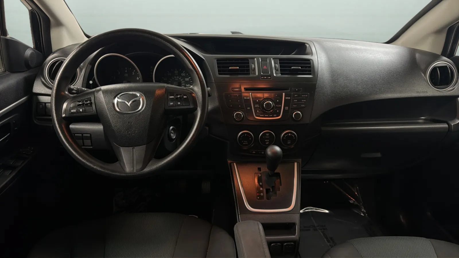 Used 2014 MAZDA MAZDA5 Sport FWD image 10