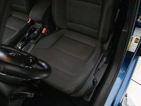 Used 2018 Volkswagen Golf S image 24