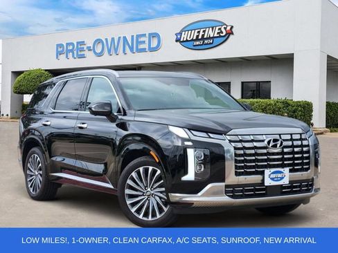 Used 2025 Hyundai Palisade Calligraphy FWD image 1