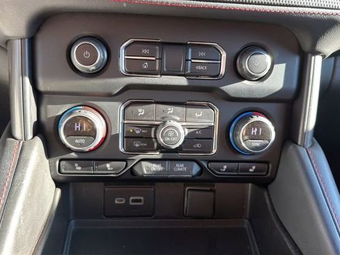 Used 2021 Chevrolet Suburban RST w/ Rear Media and Nav Package image 15