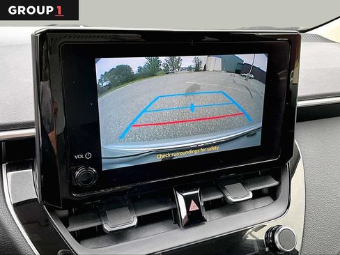 Used 2024 Toyota Corolla LE FWD image 29