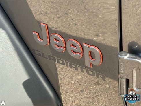 Certified 2022 Jeep Gladiator Mojave w/ Trailer Tow Package image 32