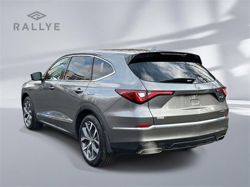 Used 2023 Acura MDX SH-AWD w/ Technology Package image 4