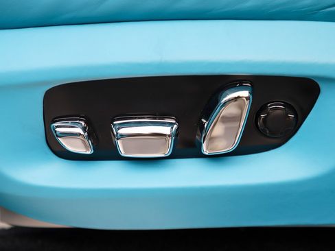 Used 2023 Rolls-Royce Cullinan AWD/4WD image 37