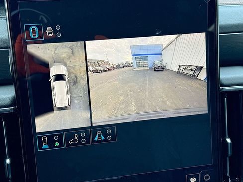 New 2026 GMC Yukon Denali w/ Sun & Power Step Package AWD/4WD image 14