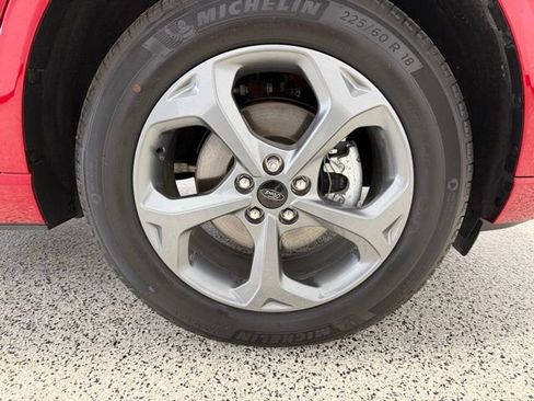 Used 2024 Ford Escape ST-Line w/ Tech Pack #1 AWD/4WD image 9