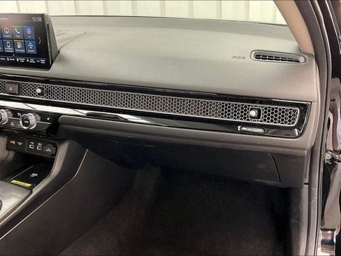Certified 2024 Honda Civic Touring image 18