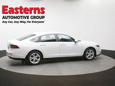 Used 2023 Honda Accord LX image 43