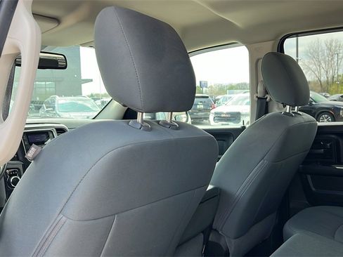 Used 2018 RAM 1500 Tradesman image 31