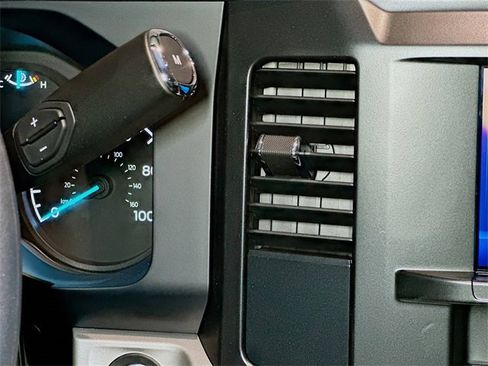 New 2026 Ford F250 XL w/ XL Chrome Package image 11