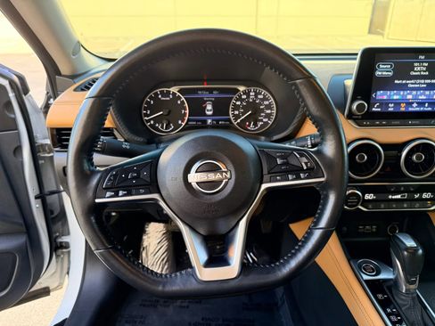 Used 2024 Nissan Sentra SV w/ SV Premium Package image 27