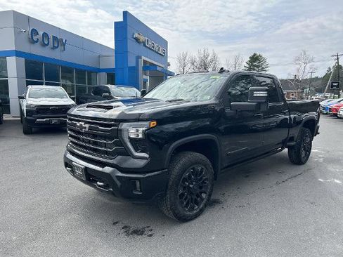New 2026 Chevrolet Silverado 2500 High Country w/ High Country Premium Package AWD/4WD image 1