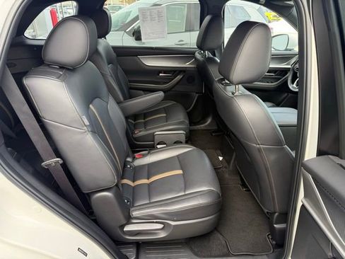 Used 2024 MAZDA CX-90 Plug-In Hybrid w/ Premium Plus image 28