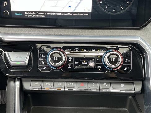 Used 2024 GMC Sierra 1500 Denali image 18