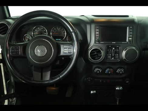 Used 2016 Jeep Wrangler Unlimited Sport w/ Quick Order Package 24S AWD/4WD image 10