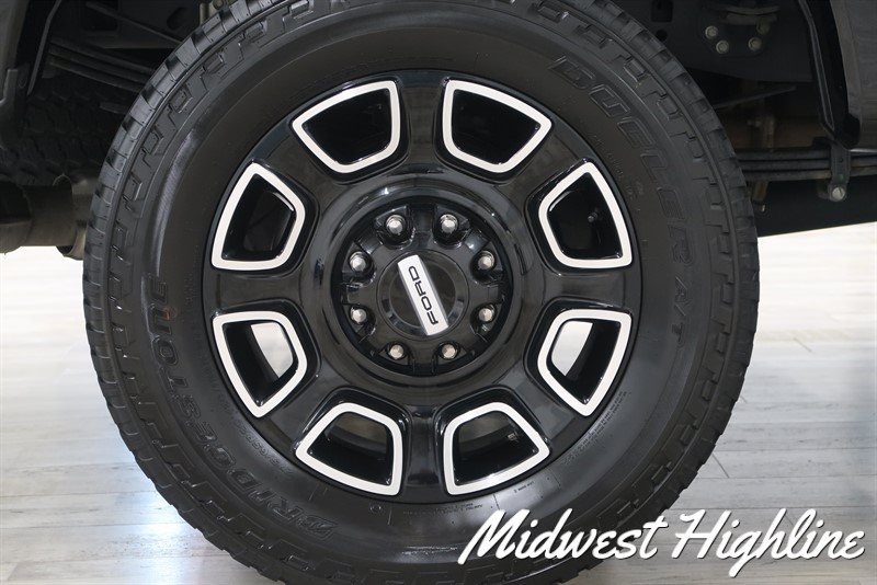 Used 2025 Ford F350 Platinum w/ FX4 Off-Road Package AWD/4WD image 23
