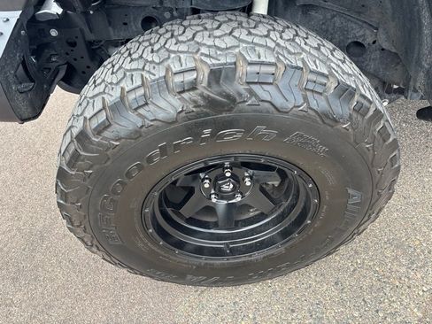 Used 2021 Jeep Wrangler Unlimited Rubicon AWD/4WD image 9