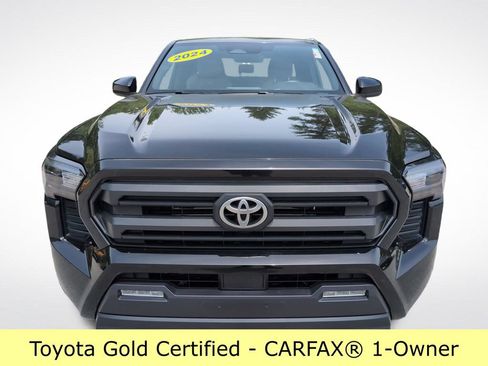 Certified 2024 Toyota Tacoma SR5 AWD/4WD image 10