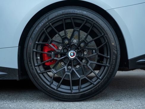 Used 2023 BMW M4 CSL image 42